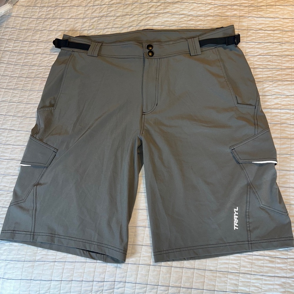 Trayl Mens Elite MTN Mountain Bike Shorts Grey XXL NWT Adjustable Waist Cargo